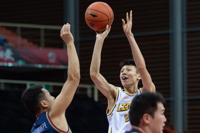 开云体育app-孙铭徽缺阵广厦收获惊喜 “中国库里”正在悄然蜕变